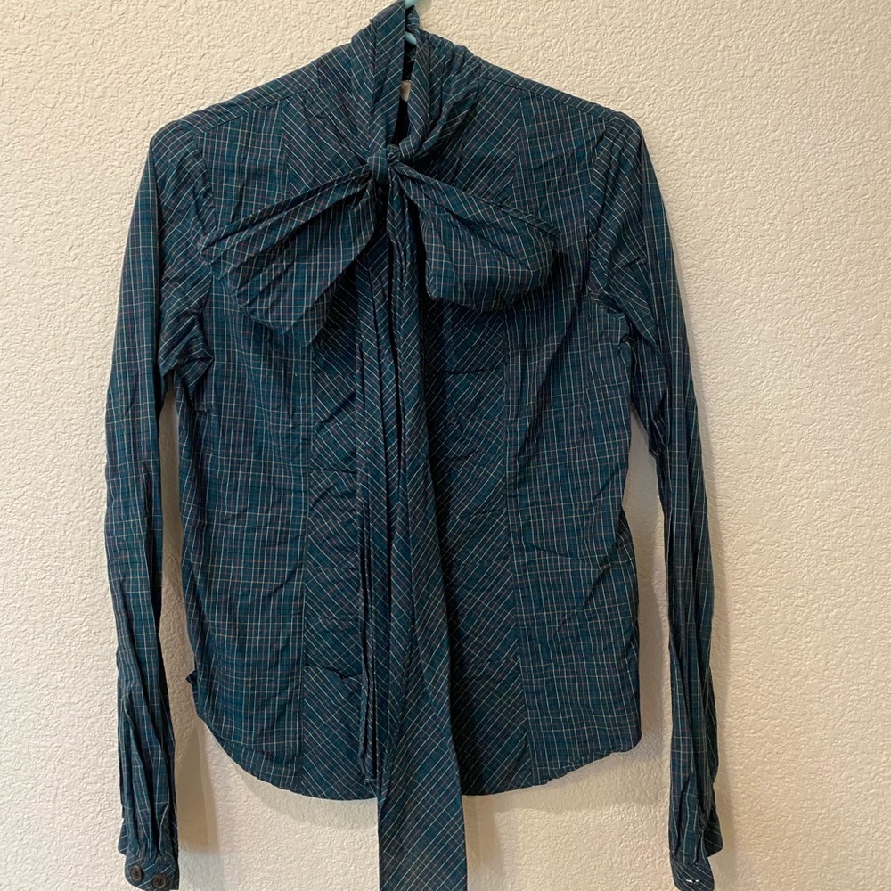 Classic Billy Reid southern / western style button-down with oversized bow